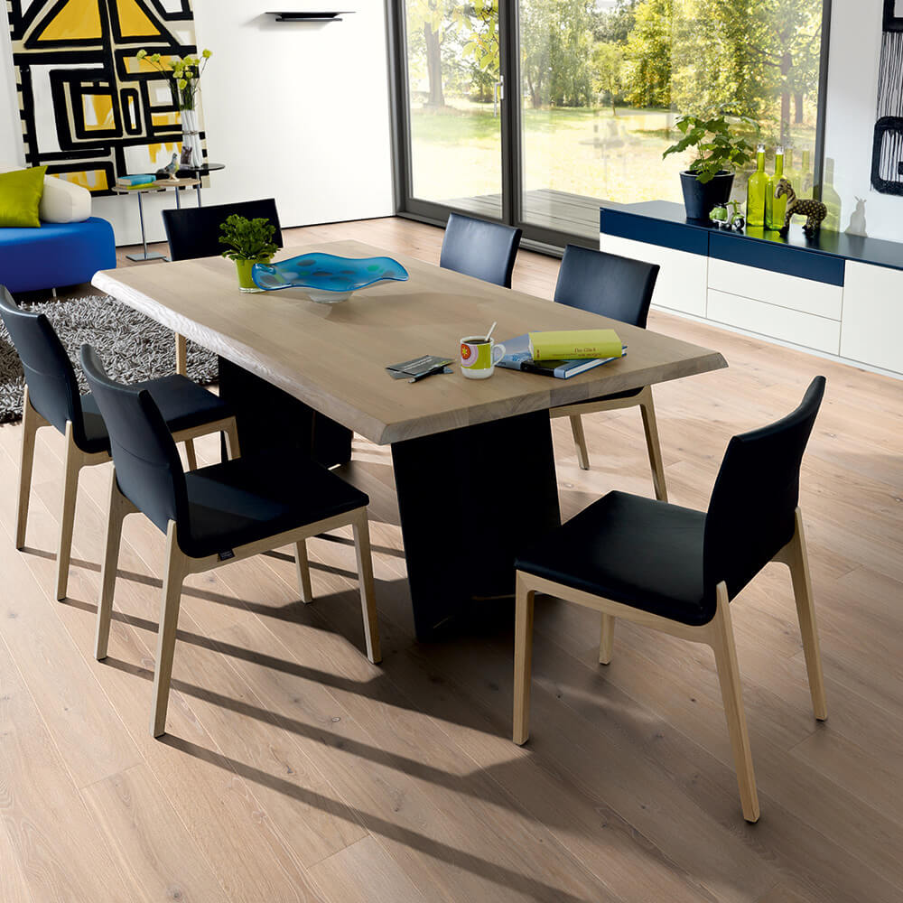 Esstisch, Holztisch, Ausziehbarer Tisch, Esszimmerstuhl, Parkett